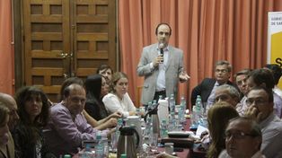 Escuelas de Trabajo: José Corral presentó el programa a autoridades de la UNL