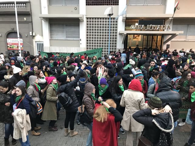Paraná se sumó a la Vigilia Federal por el aborto legal