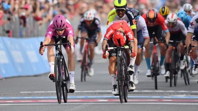 Sepúlveda sigue subiendo lugares en el Giro de Italia