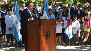 Poletti en el 451° aniversario de Santa Fe: Hoy nace la nueva bandera de la ciudad, es un gran día para nosotros