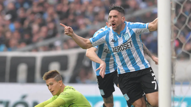 Racing ganó el clásico y dejó en llamas al Independiente de Domínguez