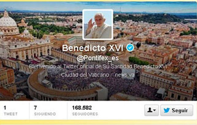 El Papa emitió su primer mensaje desde su cuenta oficial de  Twitter en una fecha difícil de olvidar.