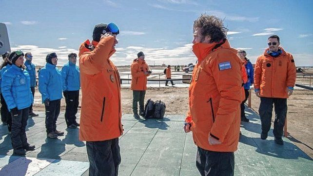 El presidente Javier Milei en su llegada a la Base Marambio