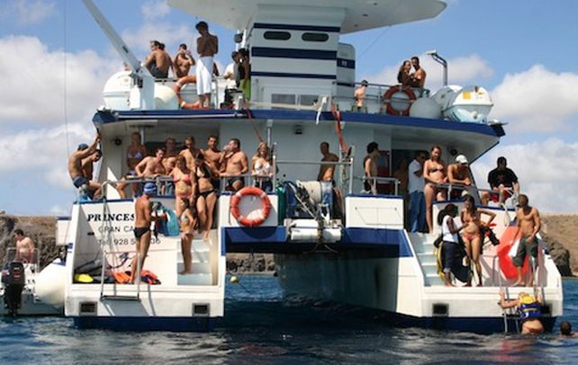 Buena vida. La mayoría de las fiestas se hacen a bordo de catamaranes.