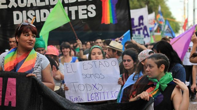 Se realizó en Paraná la primera Marcha del Orgullo Disidente