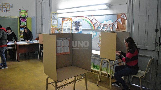 Santa Fe elige 2023: las postales de los santafesinos en esta jornada electoral