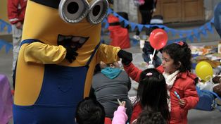 Los chicos de los Jardines Municipales recibieron libros y material didáctico