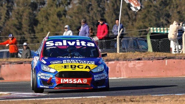 El Ford de&nbsp;Urcera voló en San Nicolas.