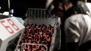 España se ofrece a recibir inmigrantes rechazados por Italia