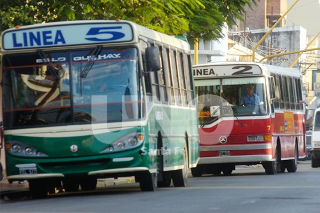 Planifican que los colectivos se vuelvan a diferenciar por color