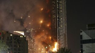 Al menos 16 heridos provocó el incendio que destruyó un hotel 5 estrellas en Dubai