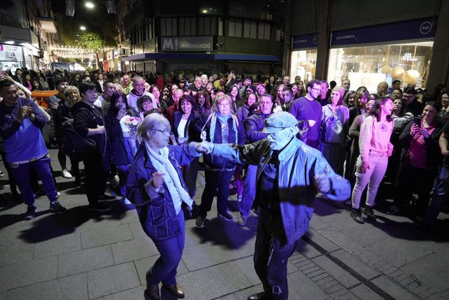 La Noche de las Peatonales invita a disfrutar de una jornada especial con ferias