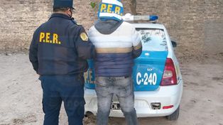 Carpincho tenía prisión domiciliaria y en un asalto robó una camioneta