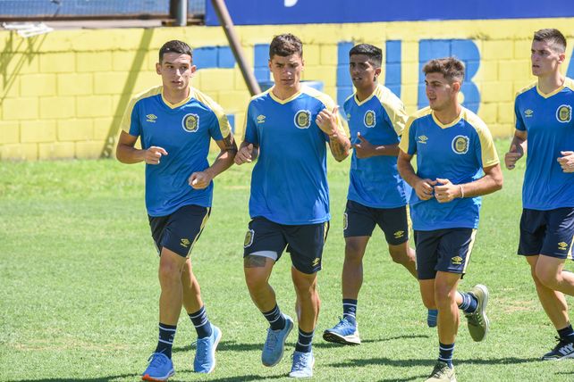 Se vienen los pibes. El Kily González pondrá a varios juveniles ante el tatengue.