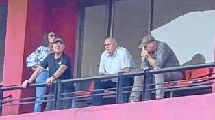 Polémica en Unión por las imágenes de Luis Spahn en cancha de Colón