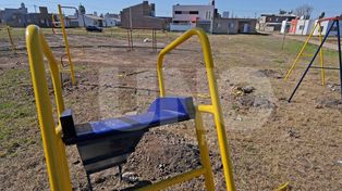 La plaza del Bº Nueva Santa Fe recibió sus primeros juegos