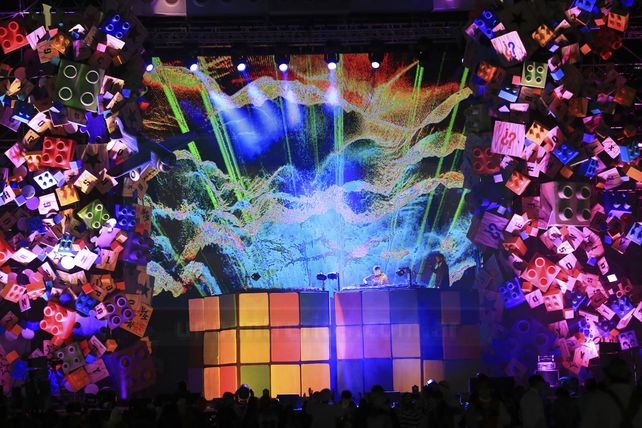 El segundo envío de las fotos en la Fiesta de Disfraces 2018