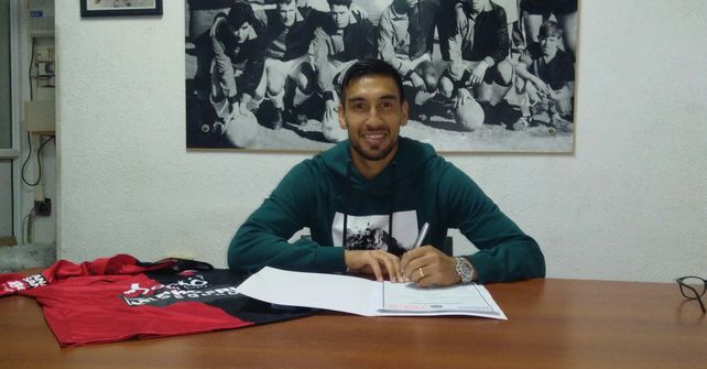 Marcelo Estigarribia renovó su contrato con Colón Marcelo Estigarribia renovó su contrato con Colón