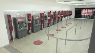 La obra que contó con la ampliación del lobby 24 horas, y donde se incrementó la cantidad de cajeros automáticos de 8 a 11 unidades.&nbsp;