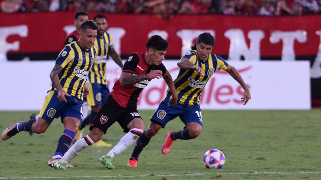 Tras dos victorias seguidas, el equipo de Russo no pudo pasar del empate en el clásico del torneo pasado.