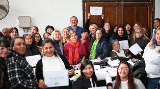 El intendente Alberto Ricci encabezó el acto de entrega y destacó el compromiso de quienes participaron.