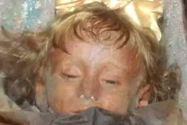 Una niña momificada hace un siglo causa asombro en Italia