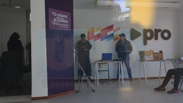 Causa Tavi Celis: Allanan oficinas de Adultos Mayores y sede del PRO