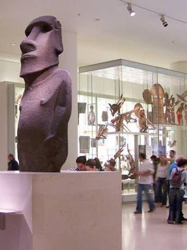 La rosarina que busca descolonizar los relatos de los grandes museos