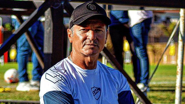 Mario Sciacqua comenzó su ciclo como entrenador de Quilmes.