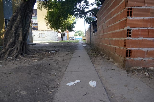 Siempre la misma historia, el disgusto de los vecinos tras otro crimen en el Fonavi de Monte Flores al 7200