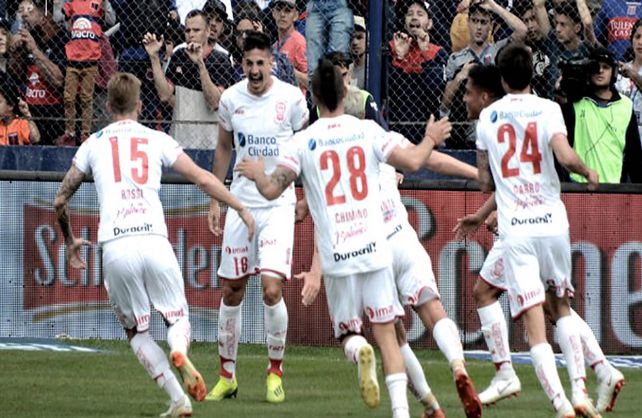 Huracán espera por el sorprendente Central Córdoba