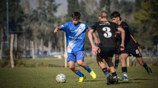 En 2022 a Mateo Quijano un club de Paraná lo dejó libre por baja estatura. Siguió entrenando y soñando, Ahora practicará una semana en el equipo de Avellaneda