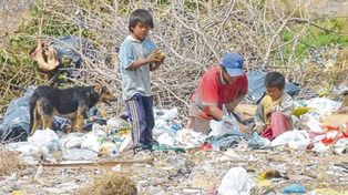 La canasta básica subió 3,7%  en enero y 55,8% en un año