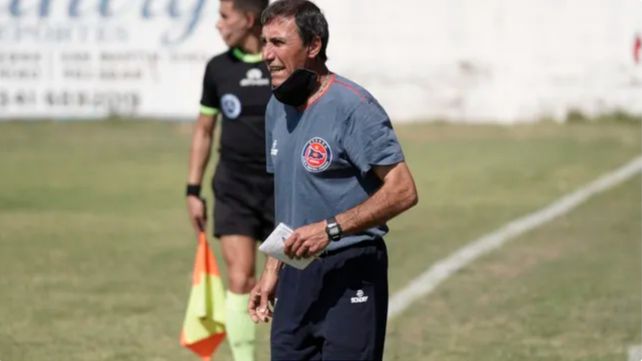 El equipo de Juan Rossi no tuvo una buena tarde y perdió con Argentino de Merlo.