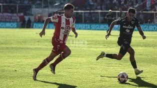 Unión recibe a Sarmiento en una final por la permanencia