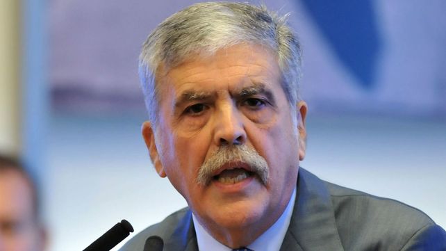 Piden la indagatoria, desafuero y detención de Julio De Vido