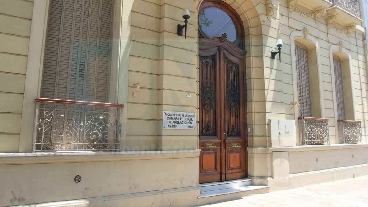 Procesamiento por el traslado de 500.000 dólares en Ceibas