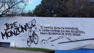 Jeremías Monzón hubiera cumplido 16 años: inauguraron un mural en su memoria y la plaza de la Costanera de Santo Tomé llevará su nombre