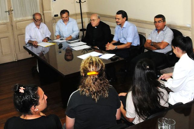 Cuarto intermedio para intentar llegar a un acuerdo entre la provincia y los policías
