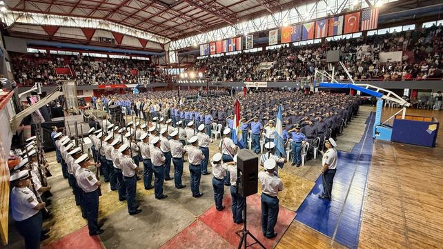 Egresaron 589 suboficiales de la Escuela Penitenciaria Provincial