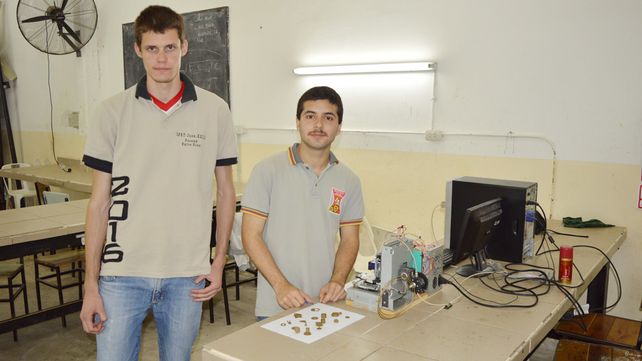 Alumnos hicieron una impresora  3D con materiales reciclados