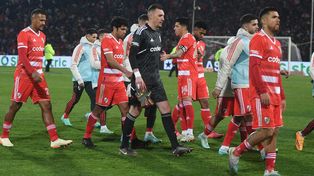 River es la imagen de la derrota. Fue sacado de la Copa Argentina muy rápido ante Talleres y ahora enfrentará a Central en el Gigante.