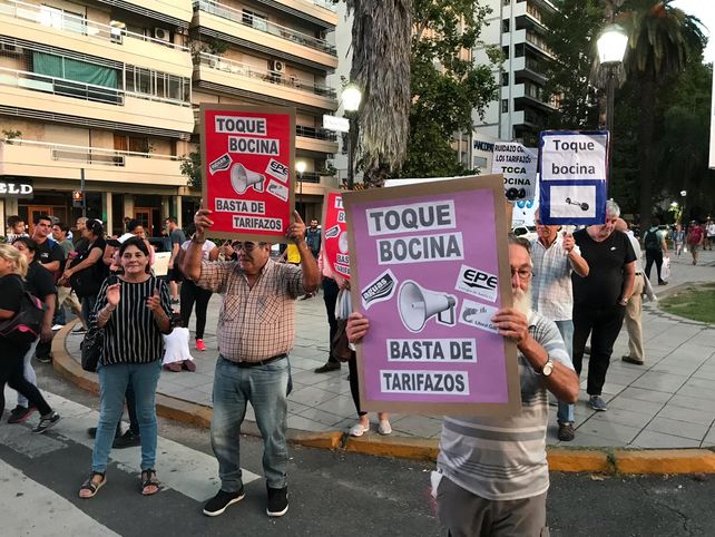 Otro ruidazo en Rosario contra los aumentos de tarifas
