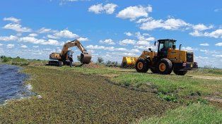 Inicio de las obras de mantenimiento, reparación y refuerzo de las defensas en el Gran Santa Fe.
