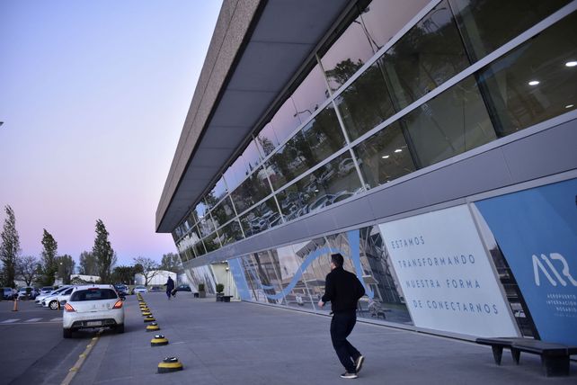 El aeropuerto de Fisherton está siendo sometido a un plan de obras que es financiado con aportes del gobierno provincial.