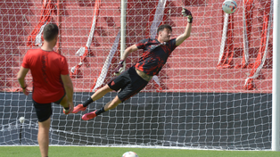 Iván Arboleda no ataja desde el mes de abril cuando se lesionó ante Patronato.