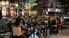 BARES. Los empresarios quieren aprovechar las últimas semanas de calor. BARES. Los empresarios quieren aprovechar las últimas semanas de calor.