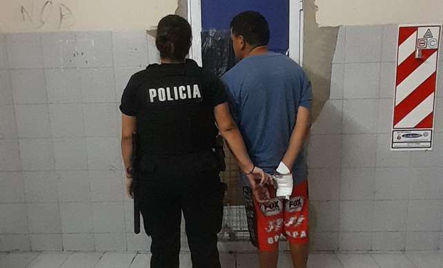El hombre que presentaba una herida cortante en una mano