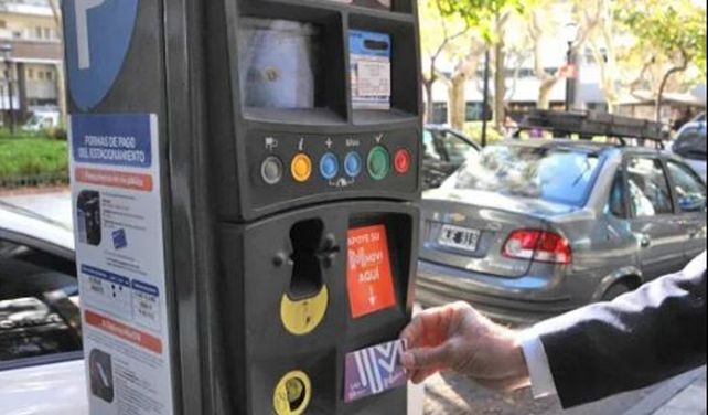 El nuevo estacionamiento medido prevé la eliminación de parquímetros.