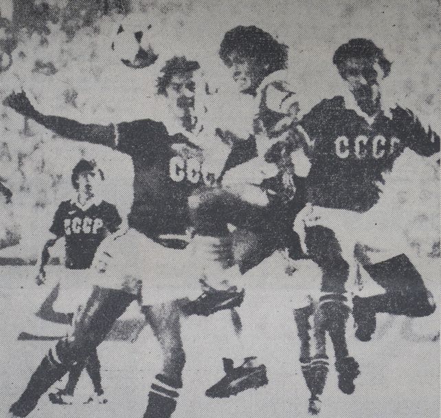 La final contra los soviéticos. Así ya lo marcaban al 10 argentino.